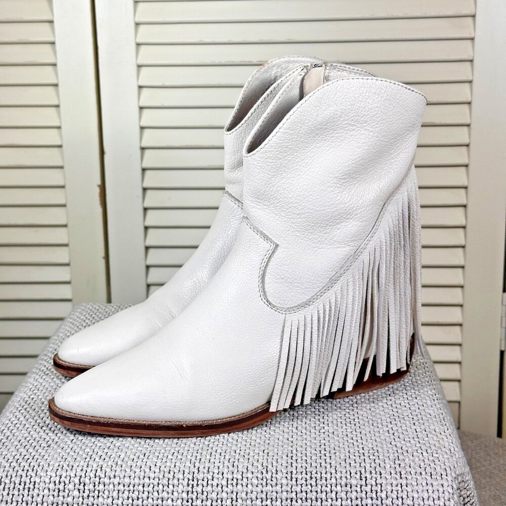 RARE Anthropologie X Elvio Zanon Fringed White Western Boots Size 6.5 US | 37 EU